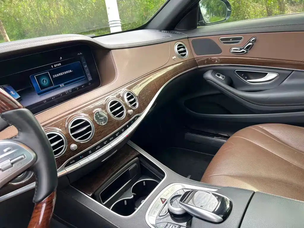 Mercedes-Benz S-Class — миниатюра 8