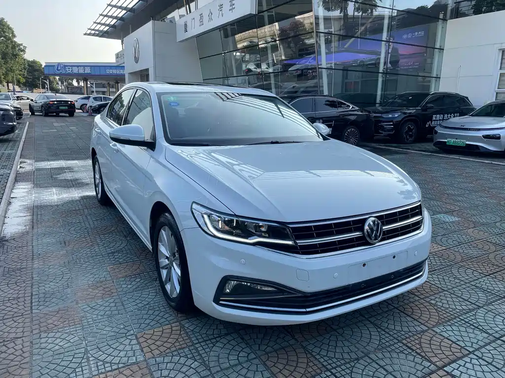 Volkswagen Bora — миниатюра 3