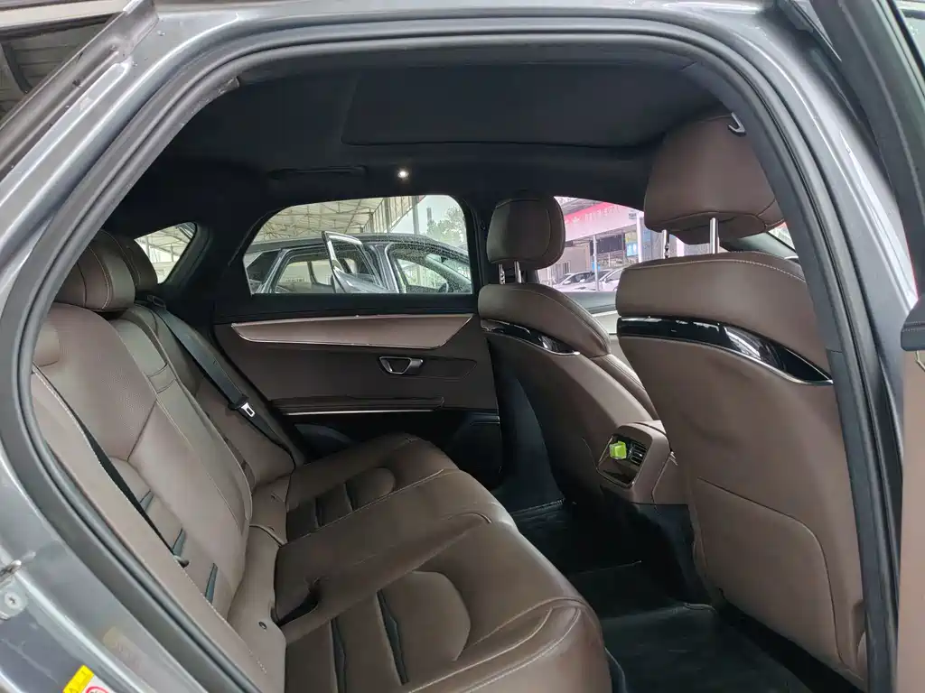 BYD Han — миниатюра 4