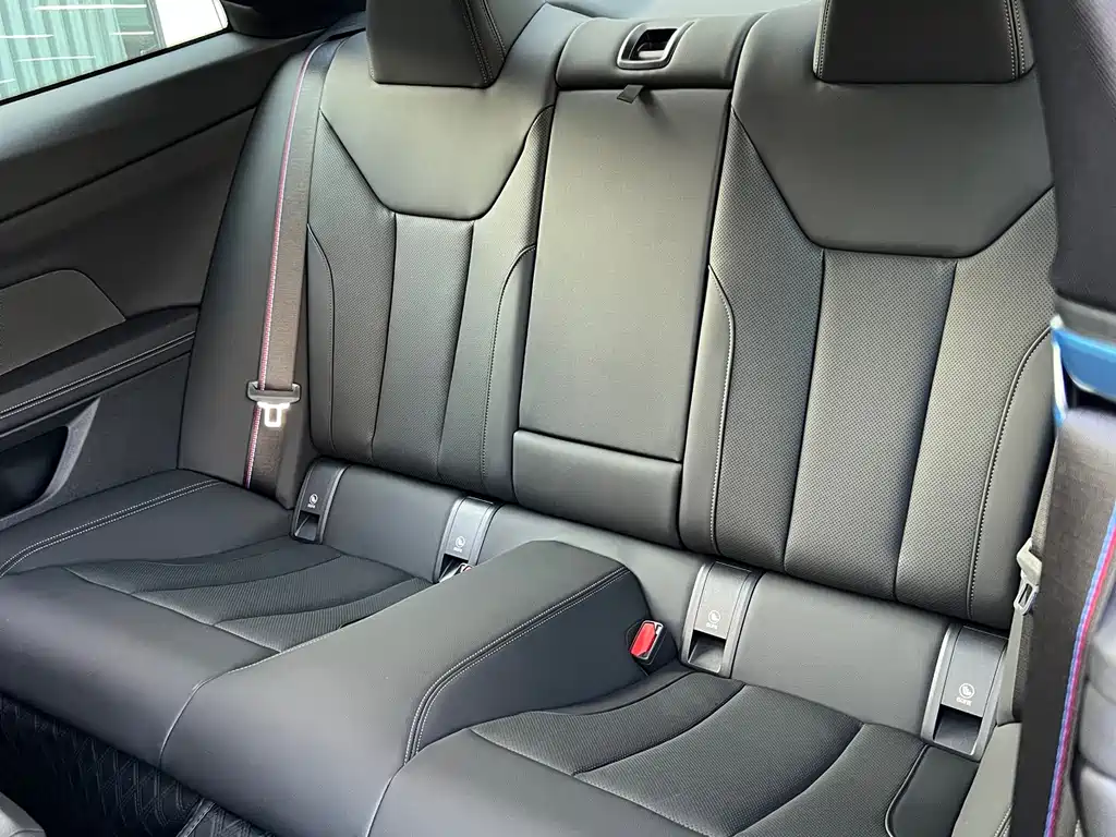BMW 4 Series — миниатюра 4