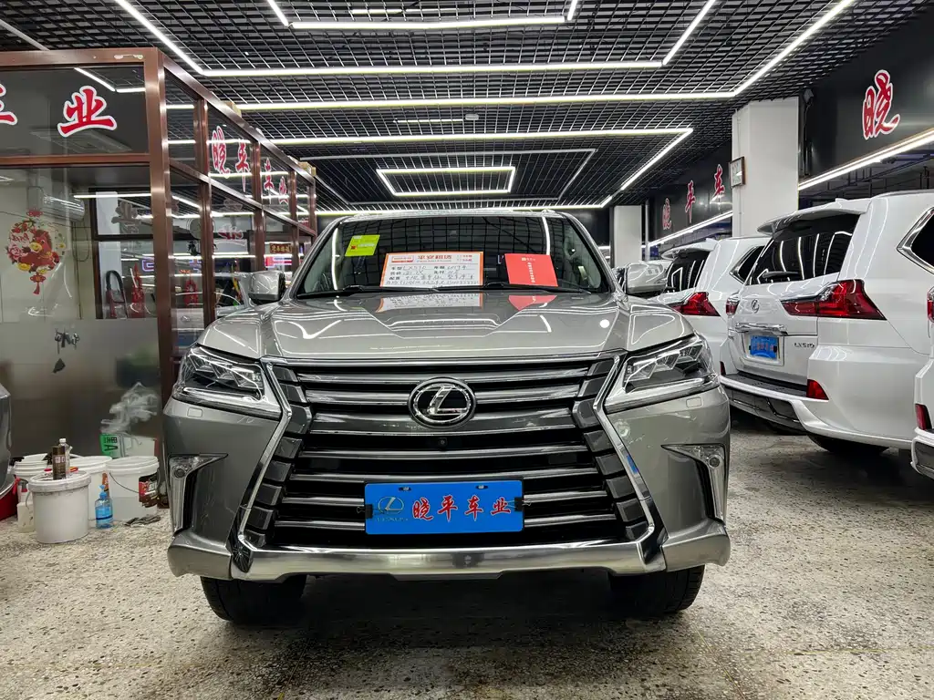 Lexus LX 2019 570 Luxury