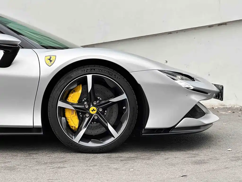 Ferrari SF90 — миниатюра 7