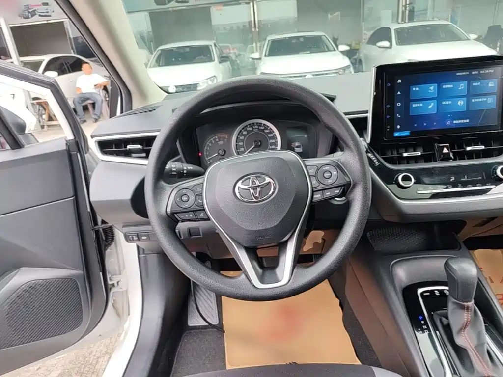 Toyota Corolla — миниатюра 11