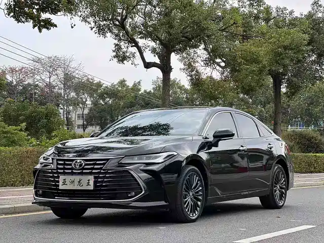 TOYOTA ASIAN DRAGON