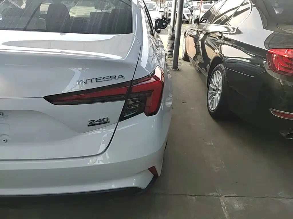Honda Integra — миниатюра 8