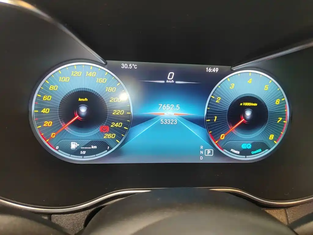 Mercedes-Benz C-Class — миниатюра 12