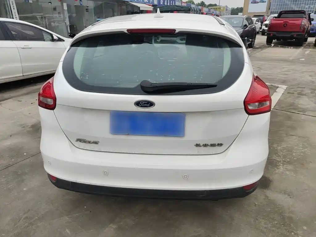 Ford Focus — миниатюра 6