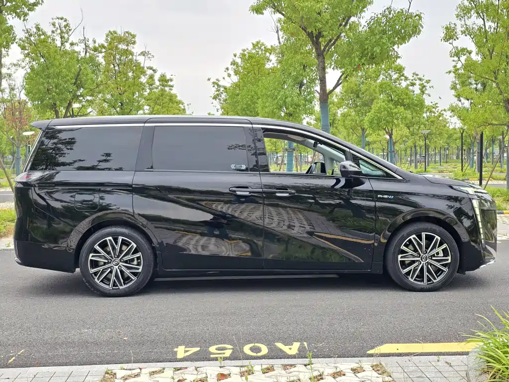 GAC E8 PHEV 2024 150km MAX