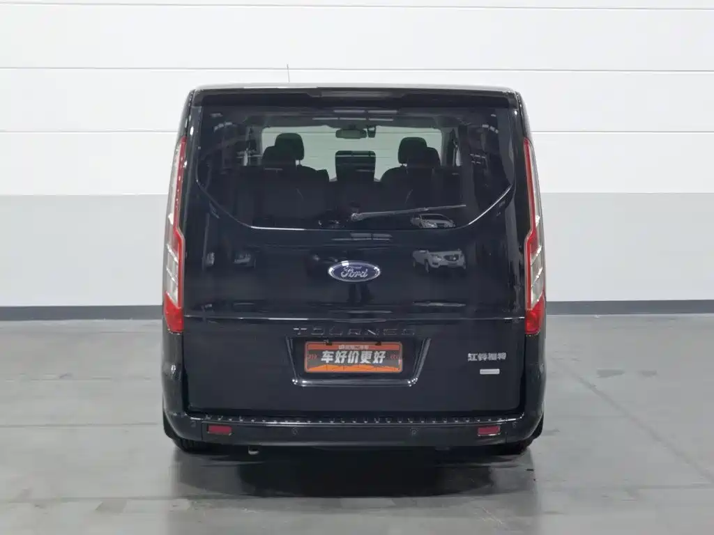 Ford Tourneo — миниатюра 4