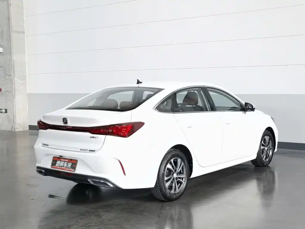 Changan Eado — миниатюра 2
