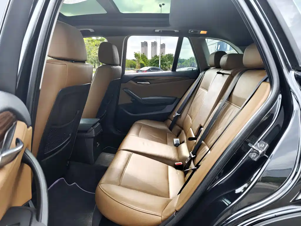BMW X1 2012 xDrive20i Luxury