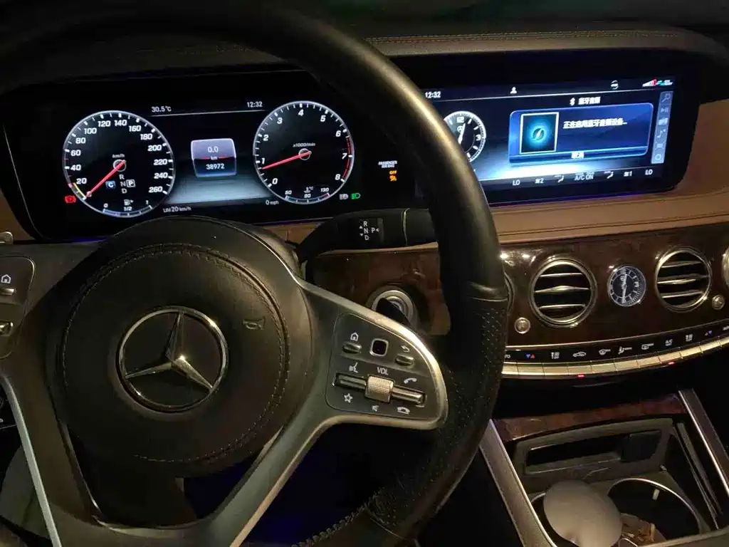 Mercedes-Benz S-Class — миниатюра 7