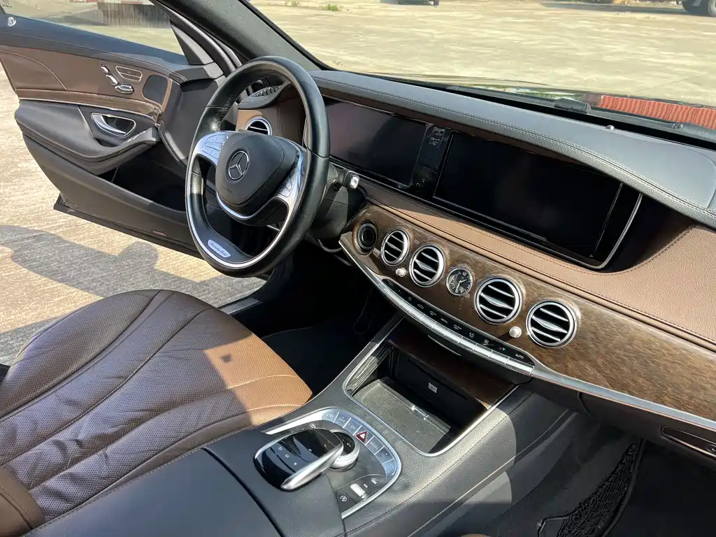 Mercedes-Benz S-Class — миниатюра 13