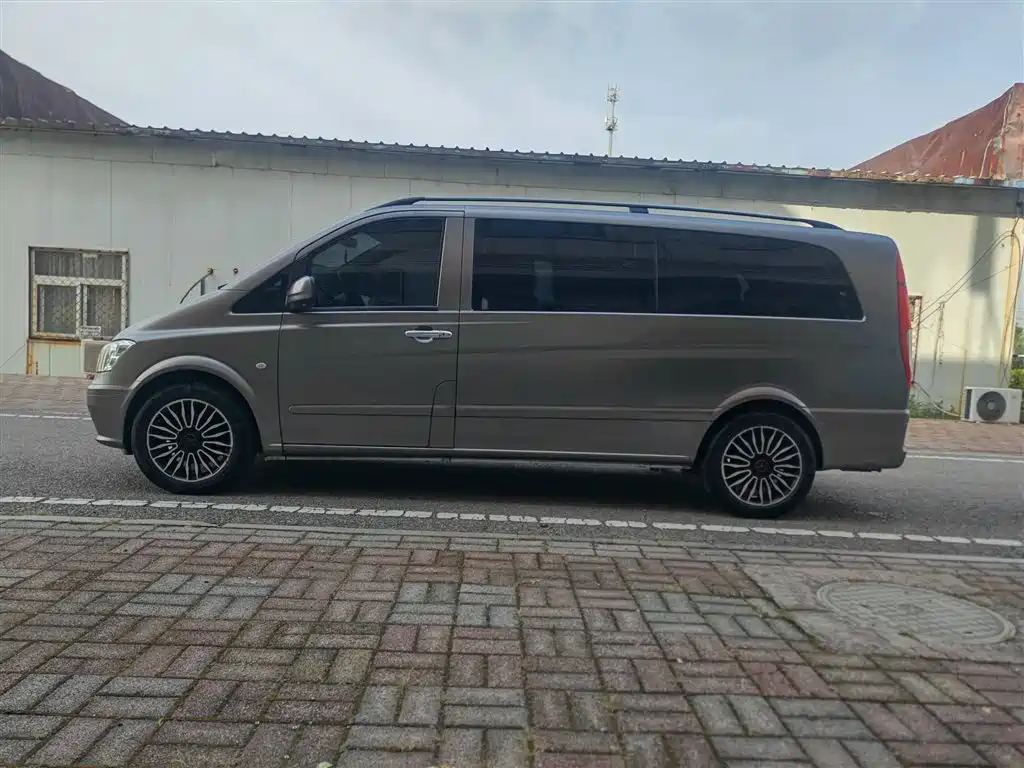 Mercedes-Benz Vito — миниатюра 4