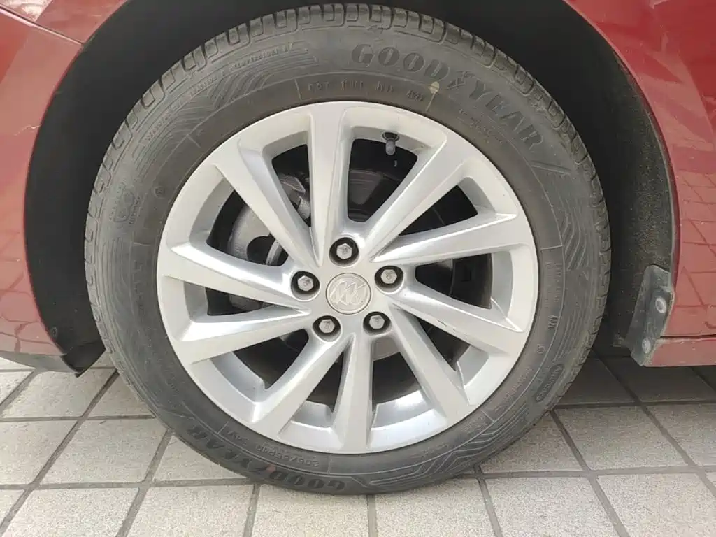 Buick Verano — миниатюра 23