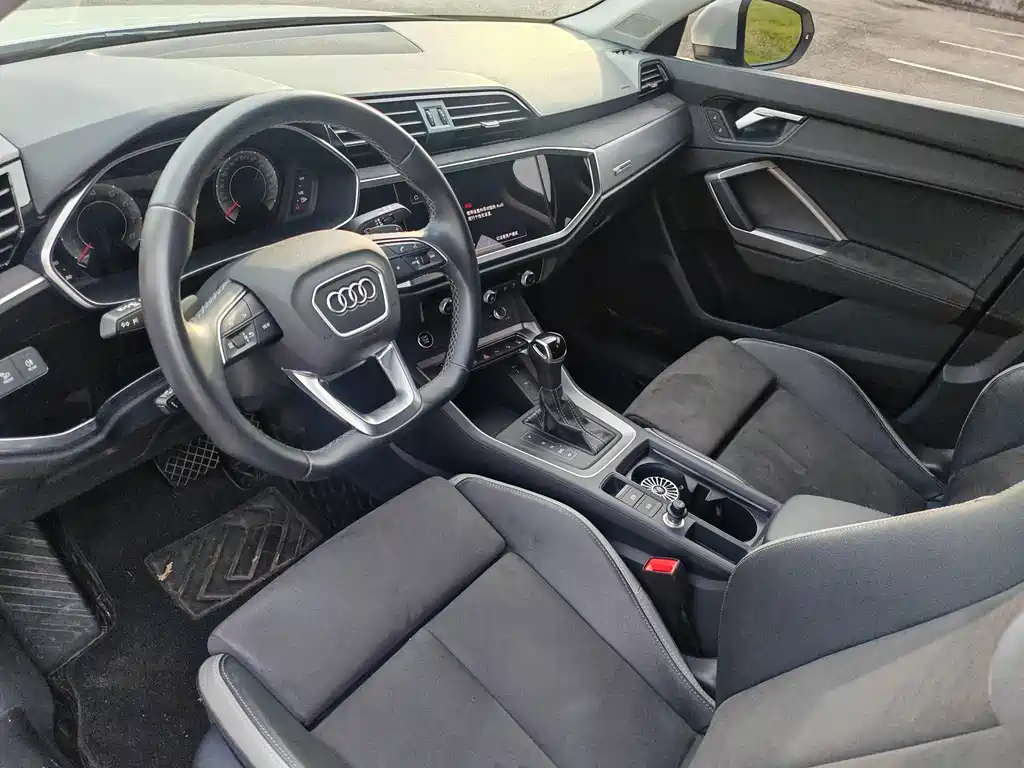 Audi Q3 — миниатюра 2