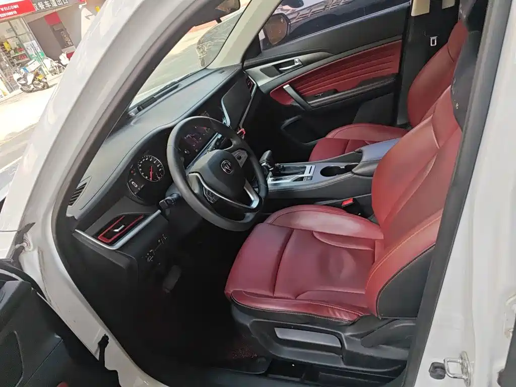 Changan CS35PLUS — миниатюра 11