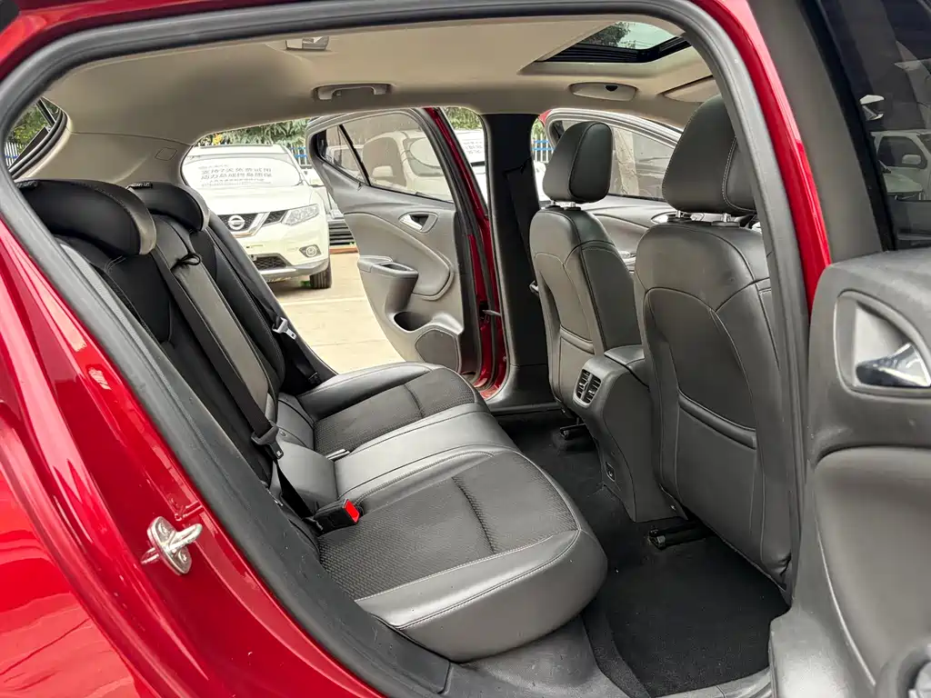 Buick Verano — миниатюра 13