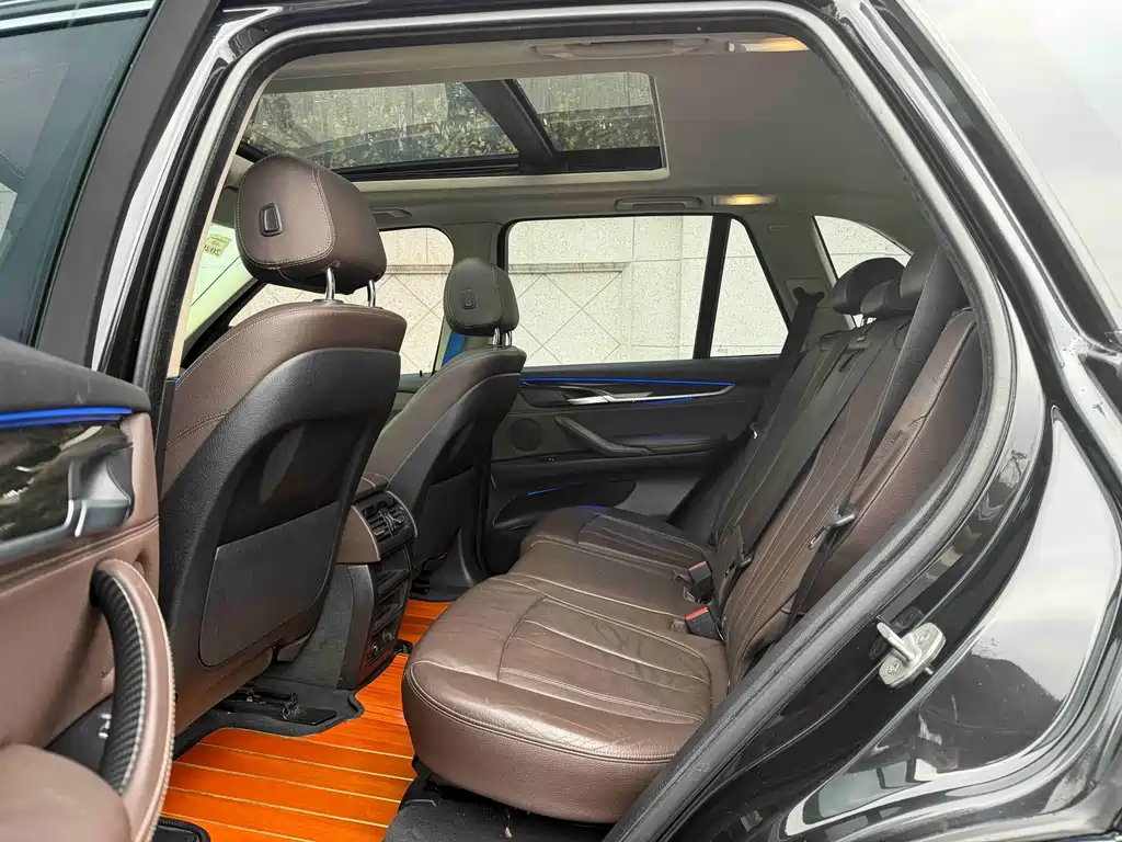 BMW X5 (Import) — миниатюра 7