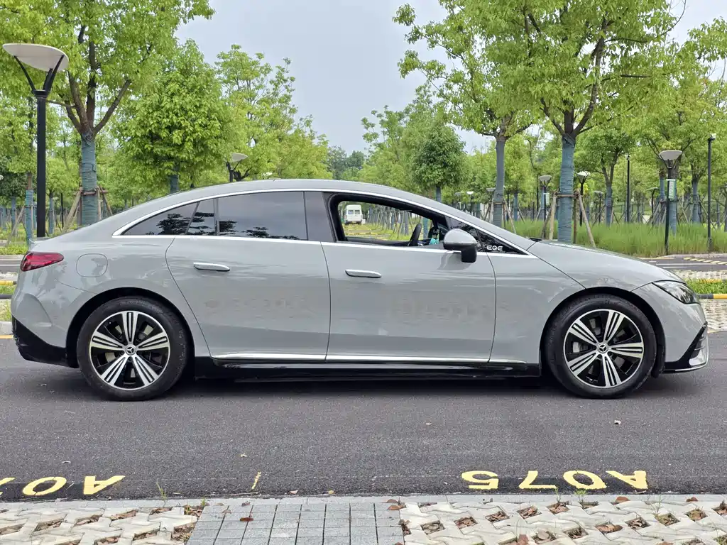 Mercedes-Benz EQE 2022 350 Luxury