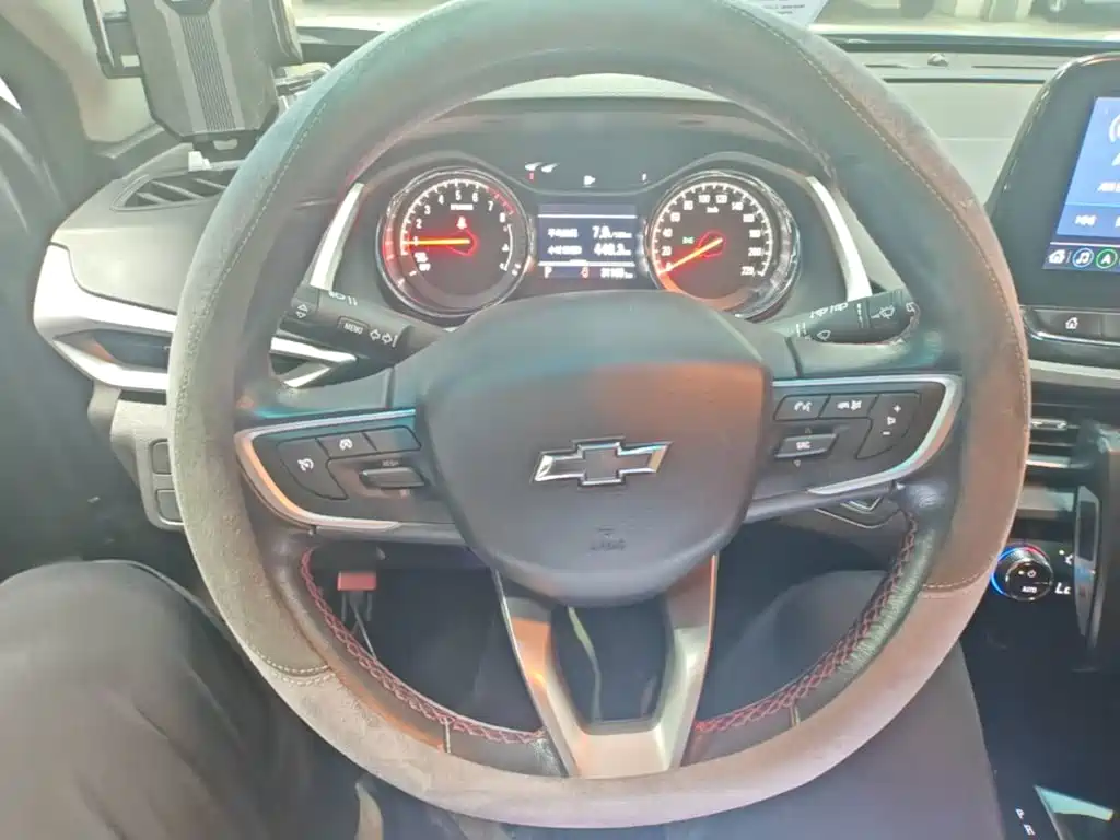 Chevrolet Volando — миниатюра 11