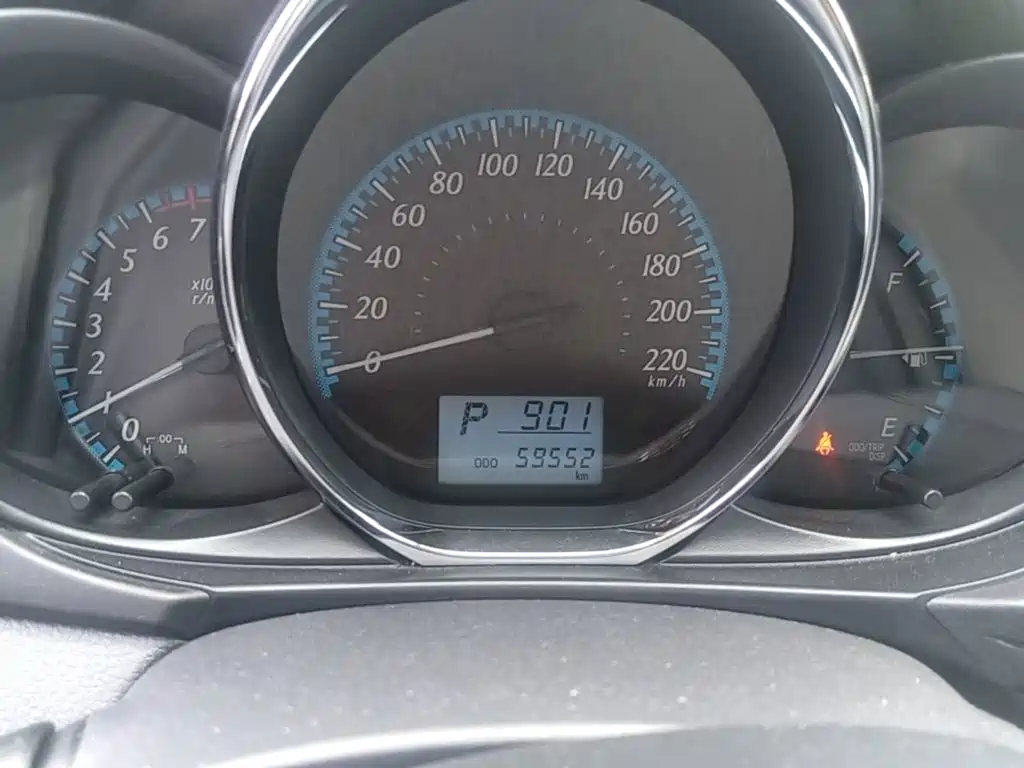 Toyota Yaris L — миниатюра 12
