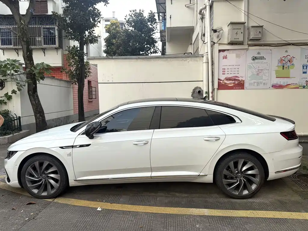 Volkswagen CC — миниатюра 4