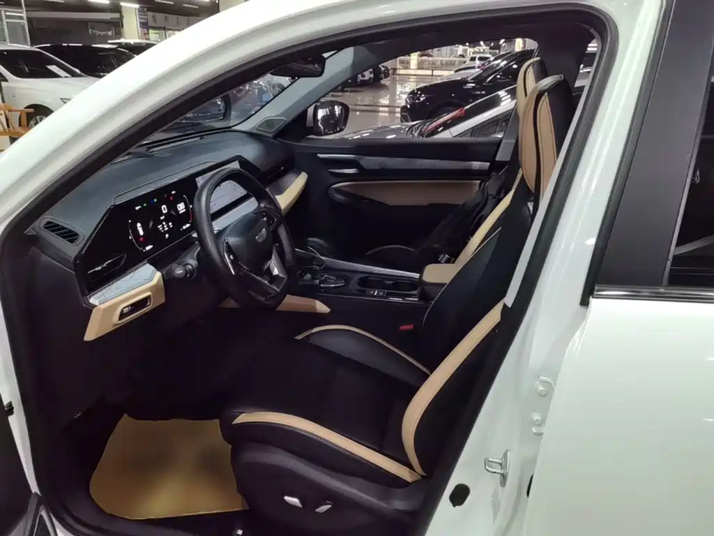 Geely Haoyue PRO — миниатюра 15
