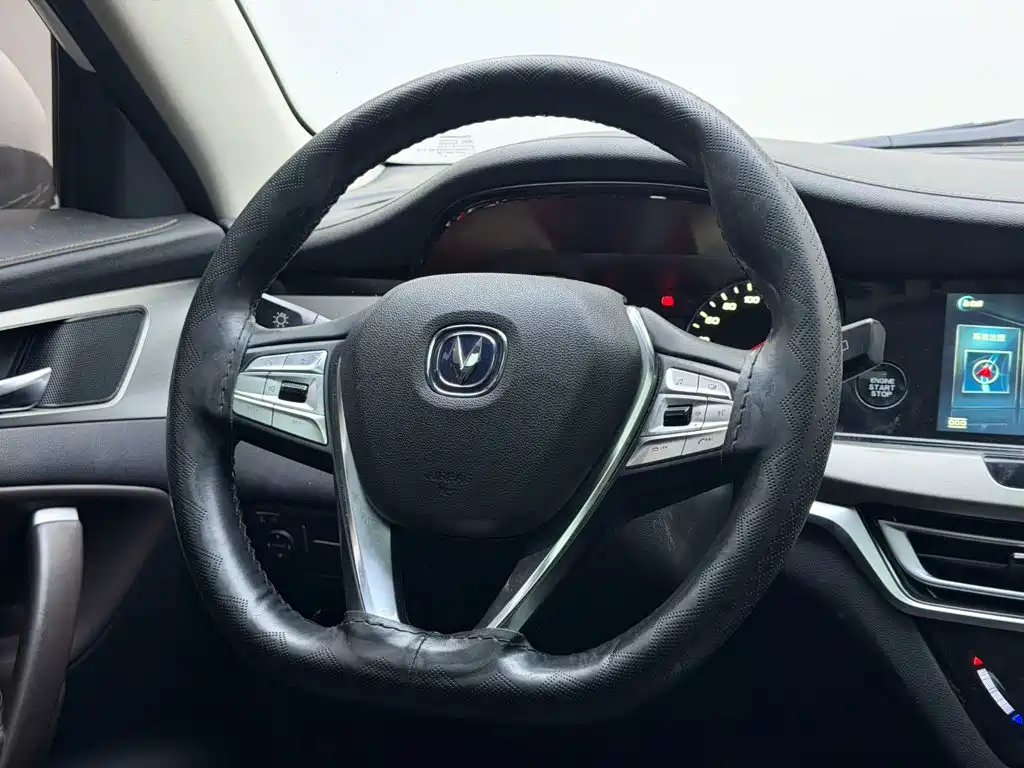 Changan CS35PLUS — миниатюра 8