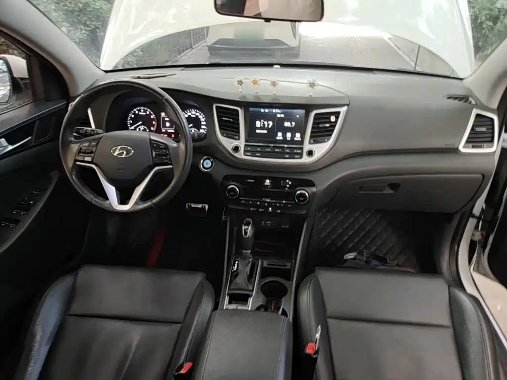 Hyundai Tucson — миниатюра 10