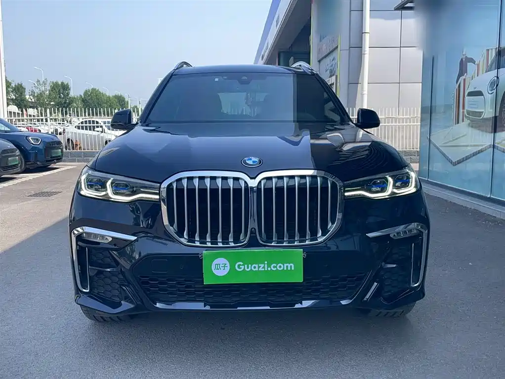 BMW X7 2022 xDrive40i Premium M Sport