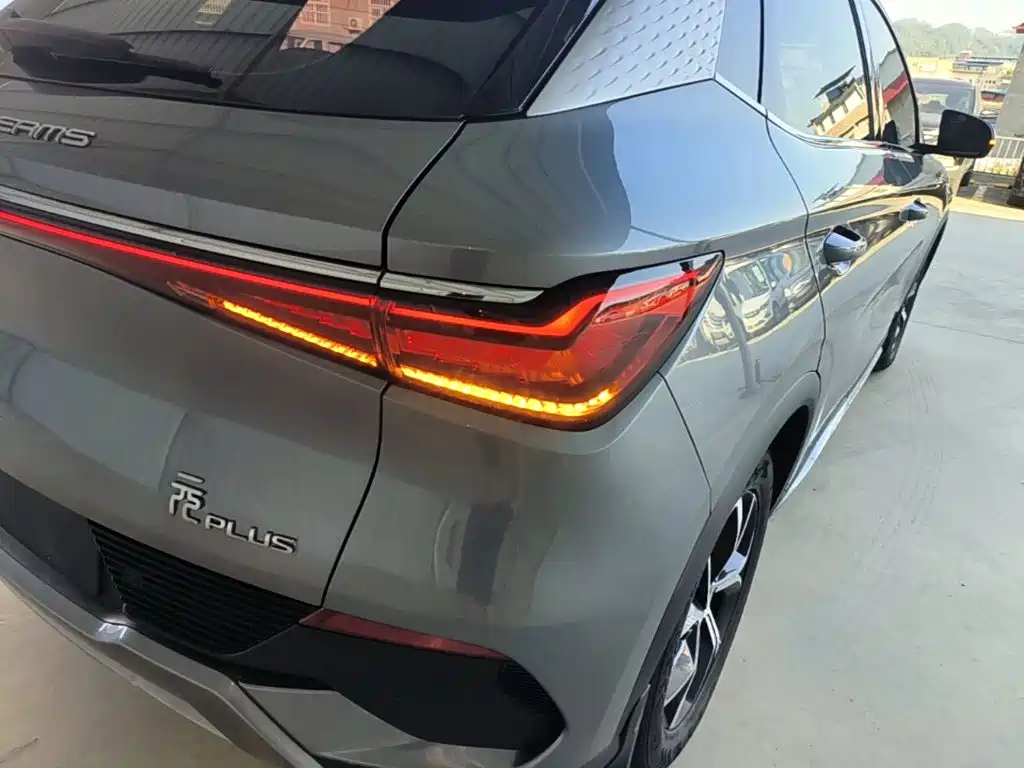 BYD Yuan Plus — миниатюра 8