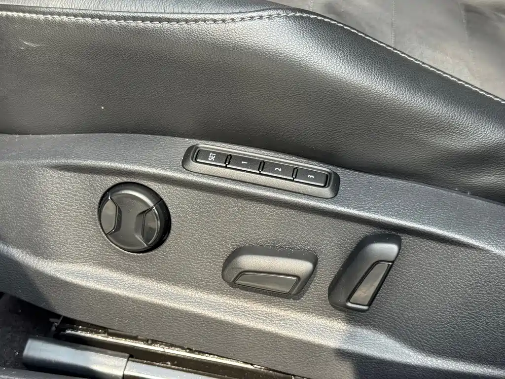 Volkswagen Golf — миниатюра 16