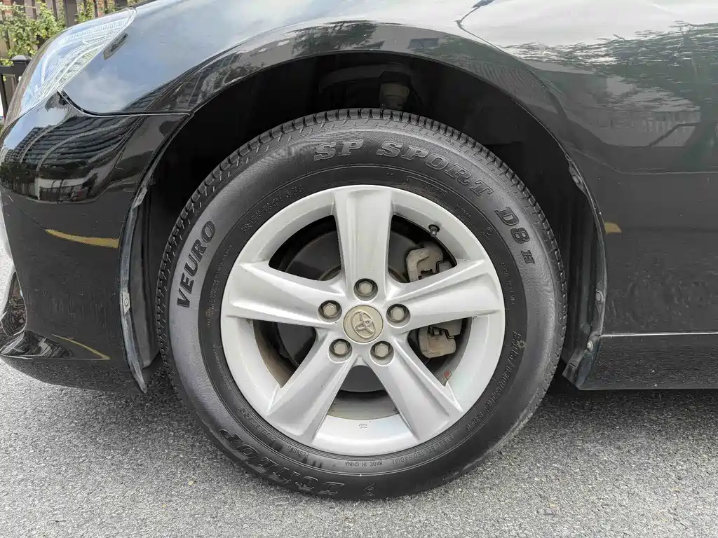 Toyota Reiz — миниатюра 15