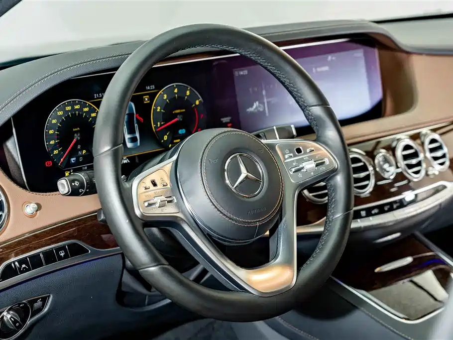 Mercedes-Benz S-Class — миниатюра 10