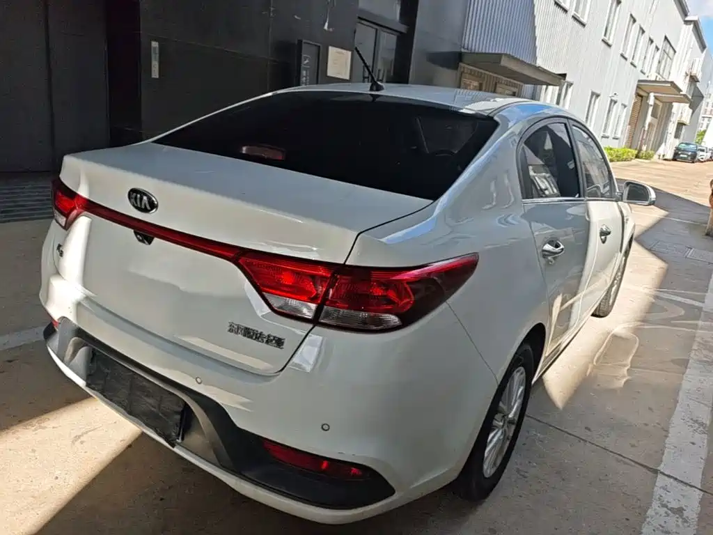 Kia K2 — миниатюра 7