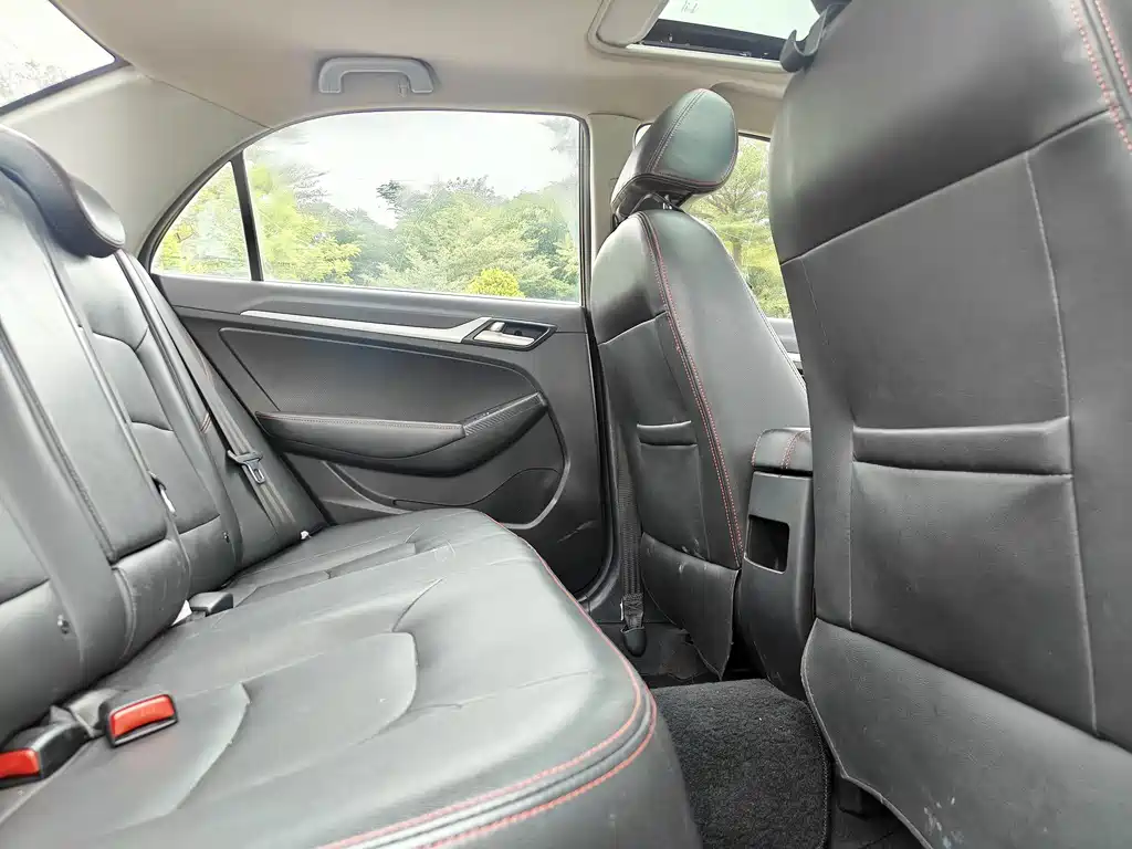 Geely Vision — миниатюра 15