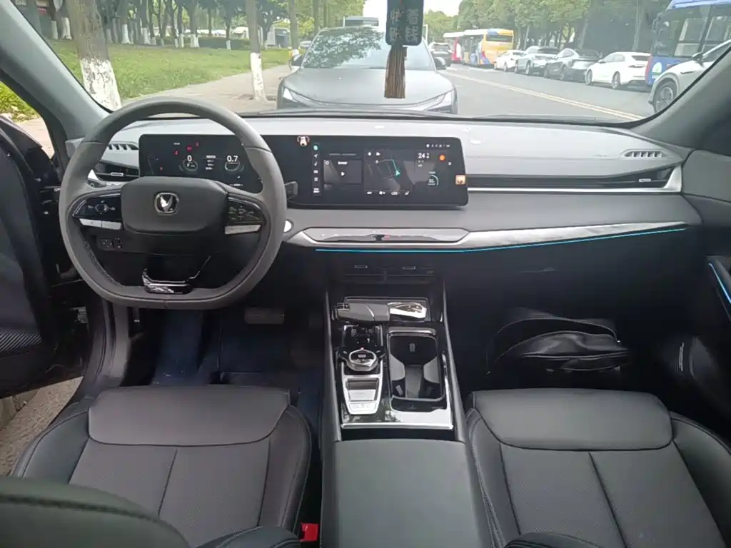 Changan Raeton Plus PLUS 2023 1.5T DCT Luxury