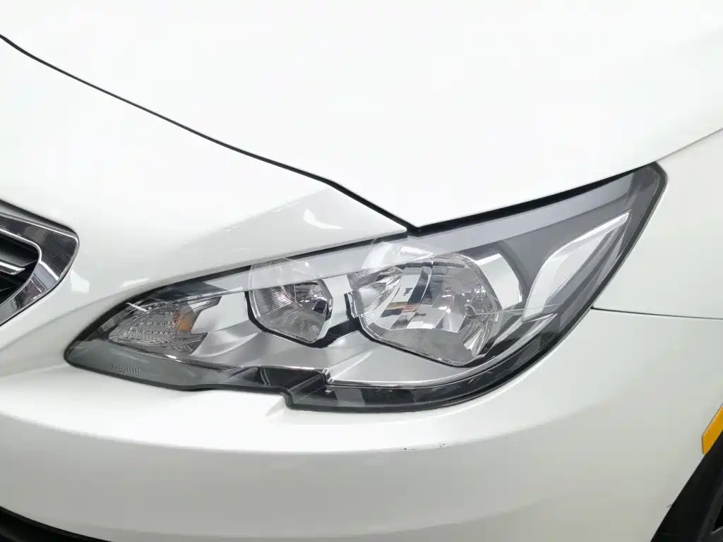 Peugeot 408 — миниатюра 7