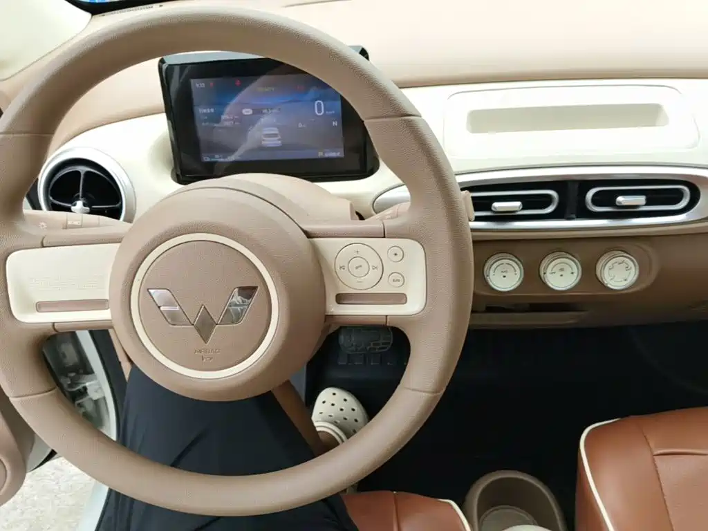 Wuling MINIEV — миниатюра 10