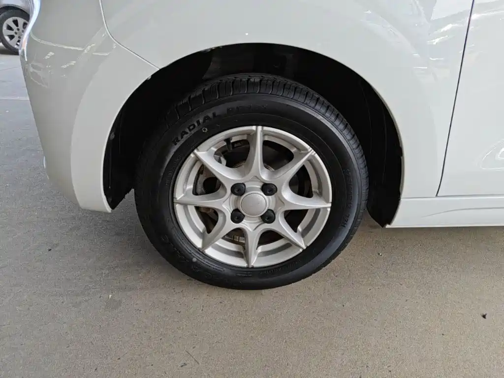 Roewe Clever — миниатюра 23