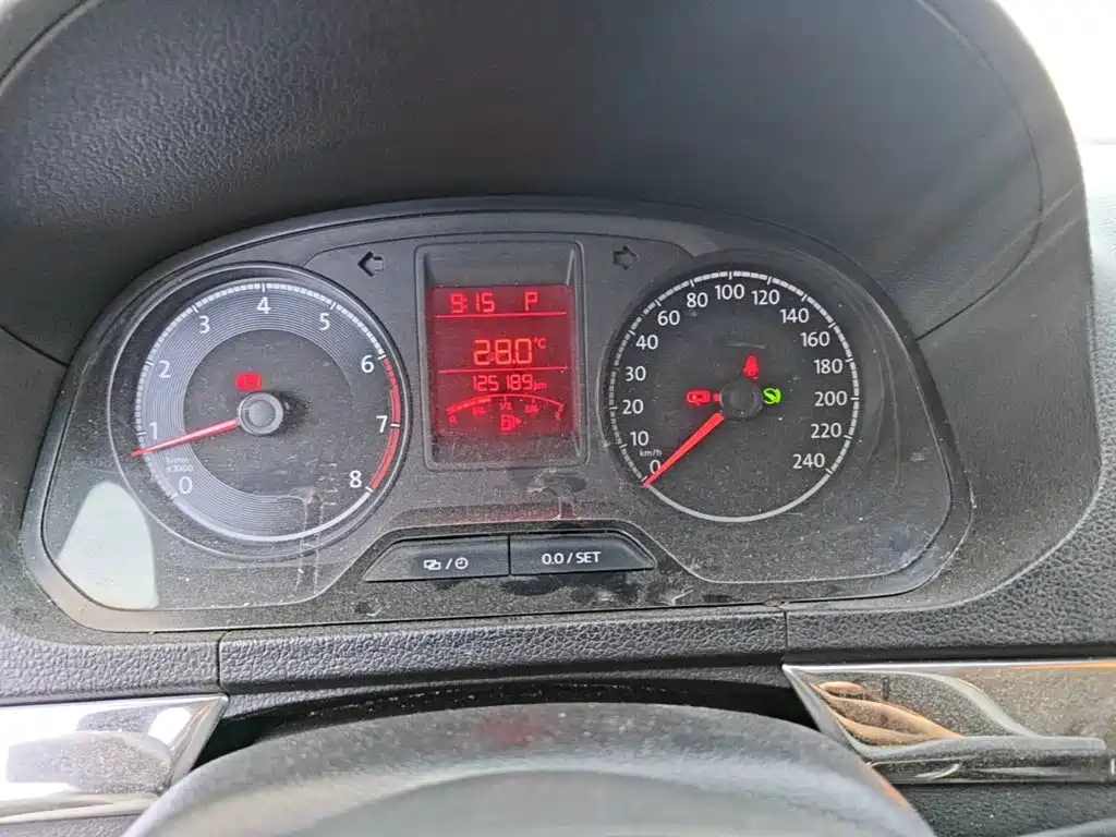 Volkswagen Jetta — миниатюра 12