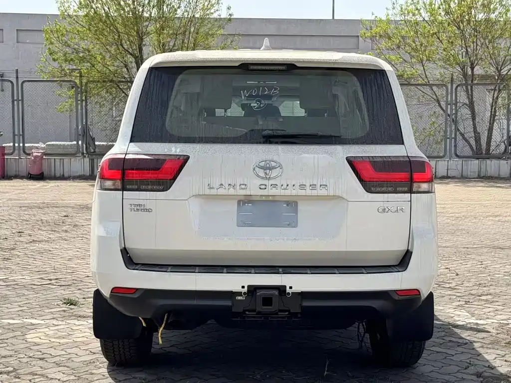 Toyota Land Cruiser — миниатюра 5
