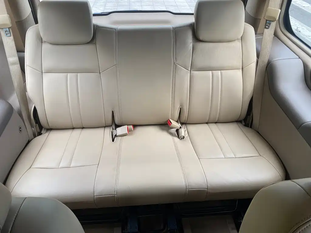 Buick GL8 2013 2.4L Executive