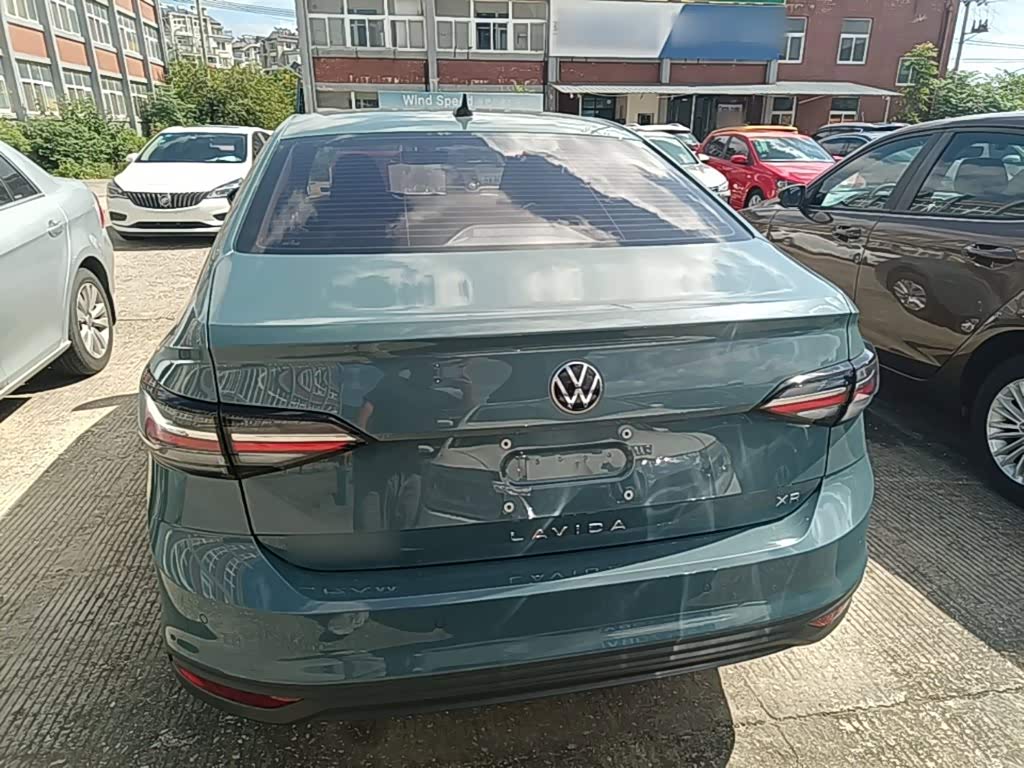 Audi Q2L 1.5 л 2023 г. Голубой, пробег 22300 км