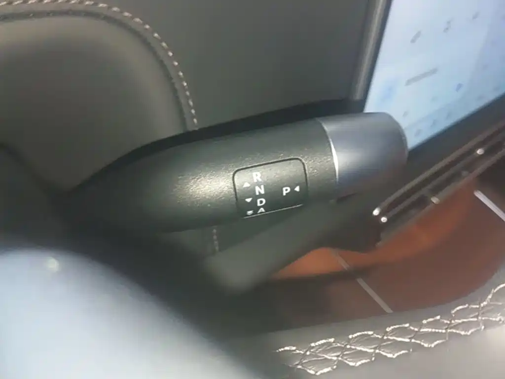 Li Auto Li L9 — миниатюра 14