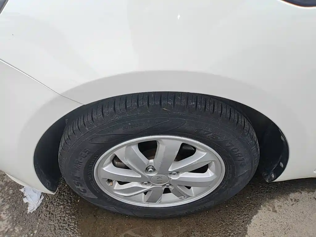 Kia K2 — миниатюра 23