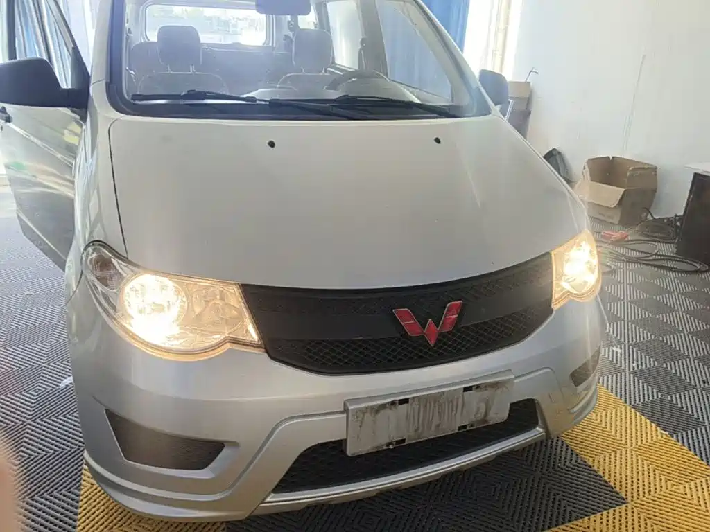 Wuling Hongguang — миниатюра 3