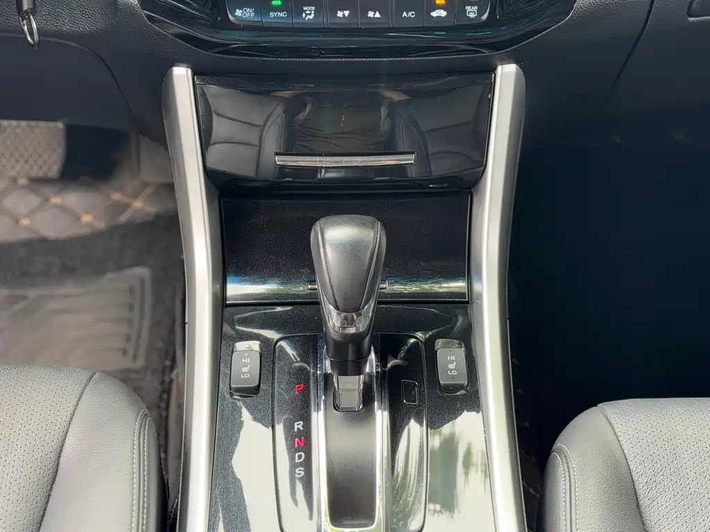 Honda Accord 2016 2.0L Elite