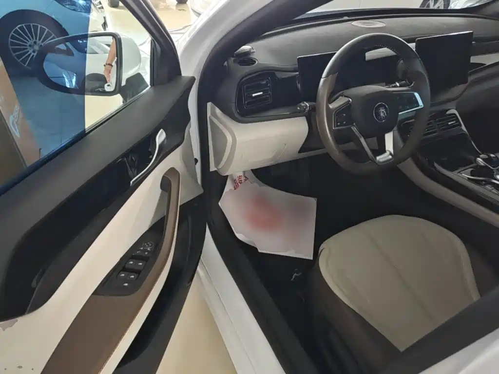 BYD Qin PLUS — миниатюра 16
